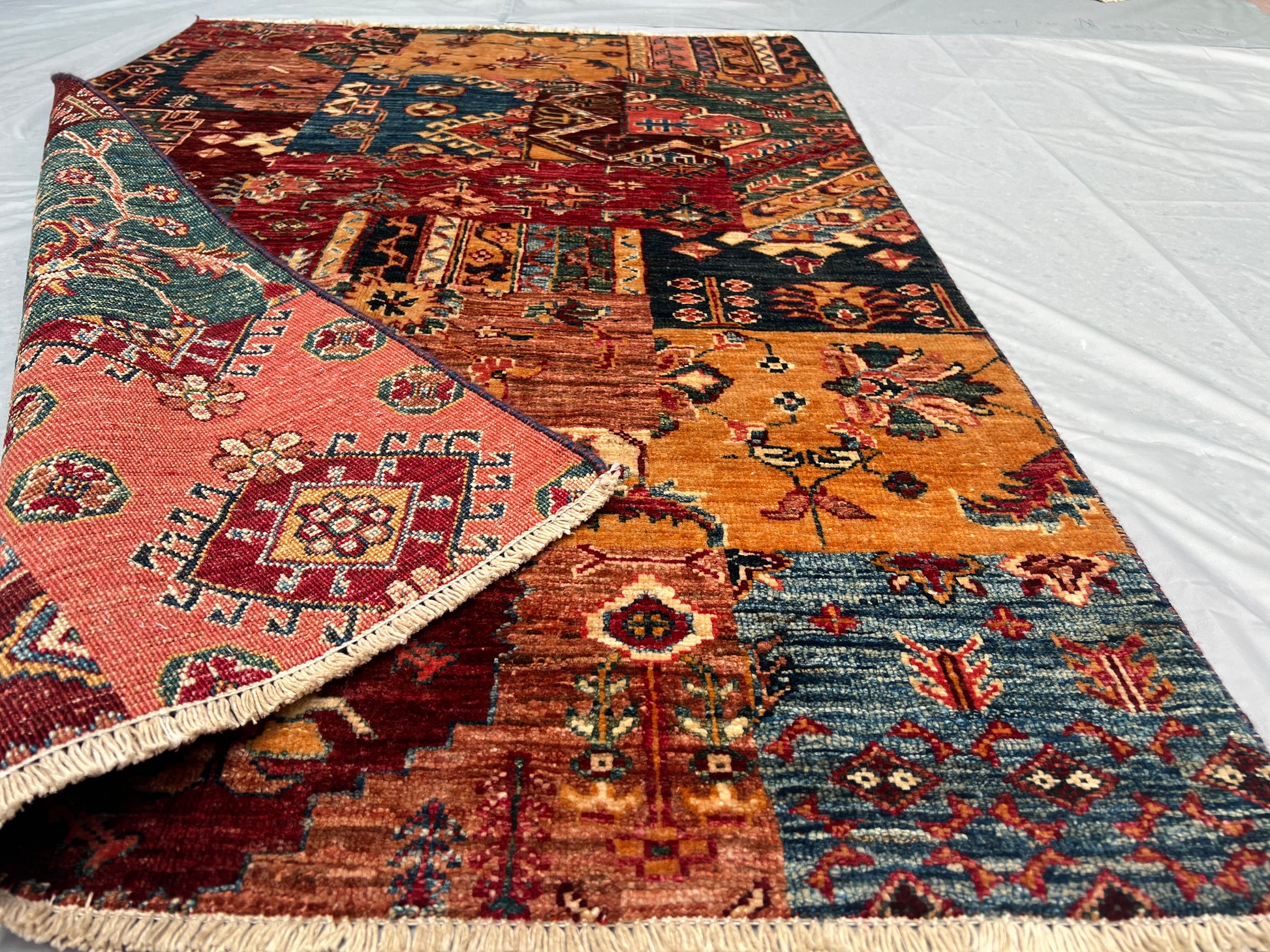 Afghan Hand Knotted/ Knitted Living Room/Dining Room Chob Rang(Shawl Design) Area Rug 4.7ftx3.1ft (CH-M-4.7X3.12-6-N) (Kabul) - Kabul Rugs