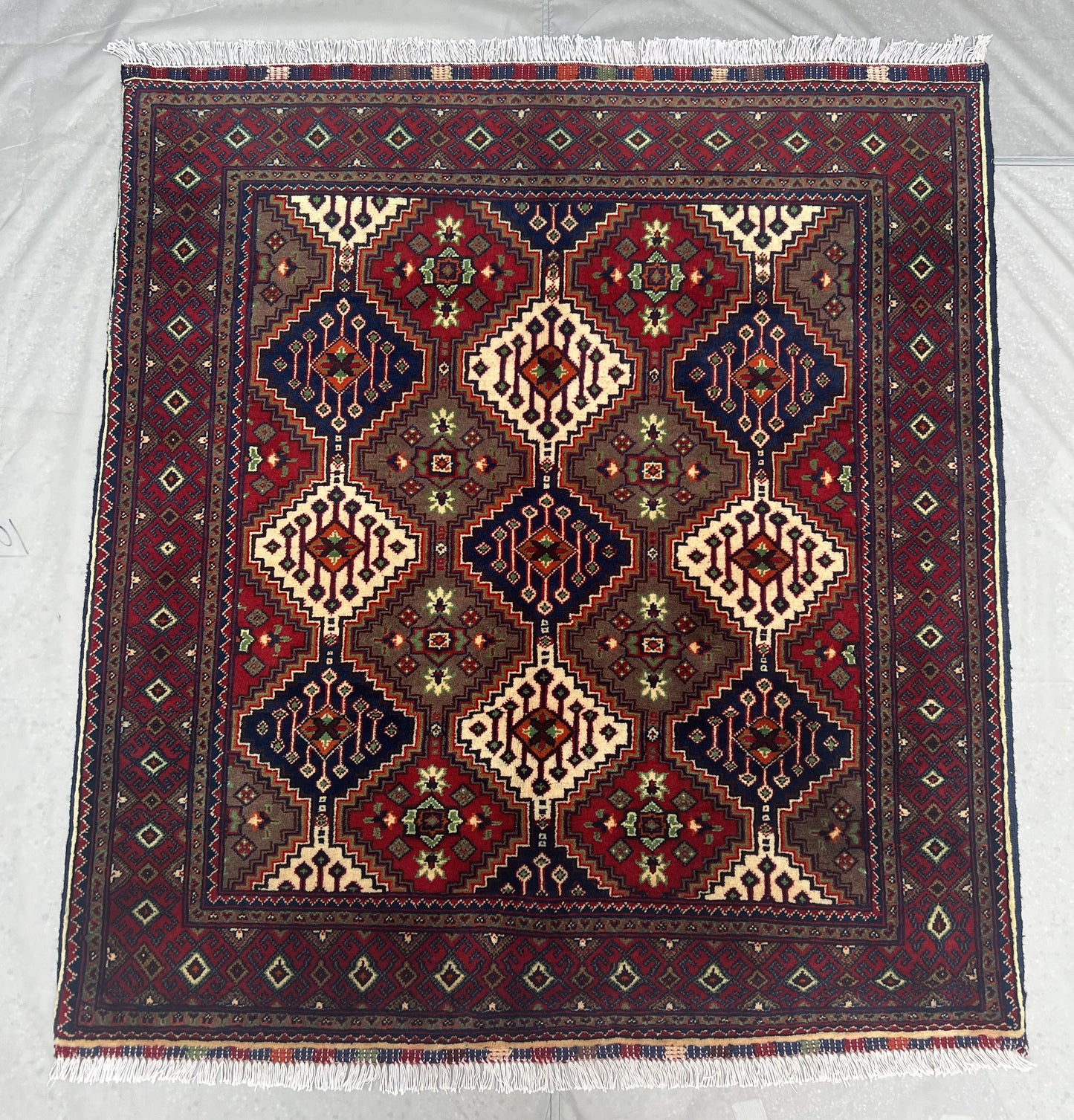 Afghan Hand Knotted/ Knitted Living Room/Dining Room Yousuf Bayi Mernious(Merino) Area Rug 4.4ftx4ft (YB-M-4X6-R/Y/B) (Mazar-e-sharif) - Kabul Rugs